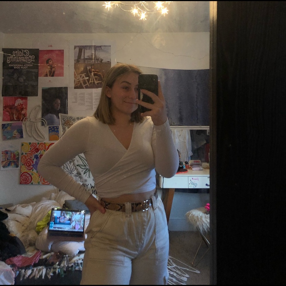 brandy melville long sleeve wrap top